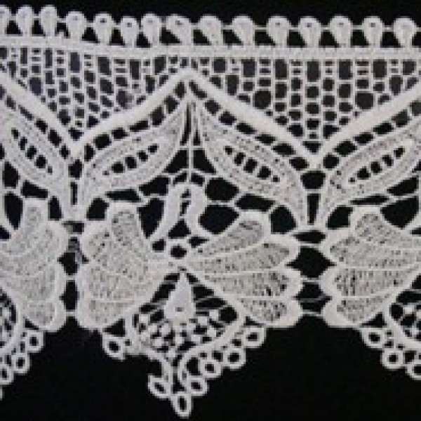 из французского кружева. кружевная тесьма шампань 35 мм. кружева 9. крученое кружево для платья. кружева 9.